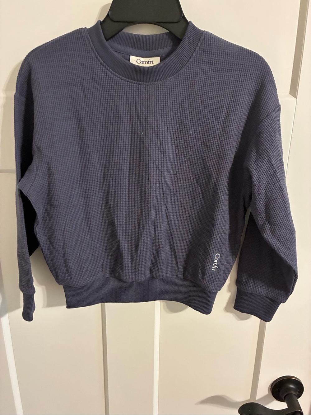 Comfrit Women's Navy Waffle Crewneck Sweater
